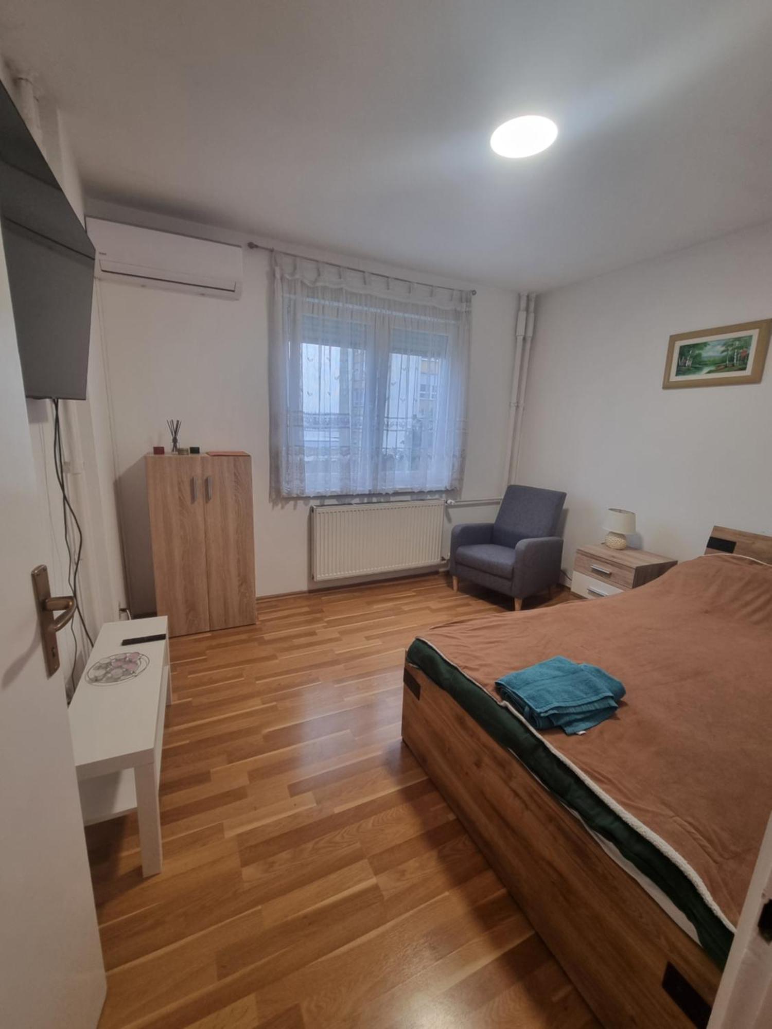 Studio Apartman Luna Karlovac Esterno foto