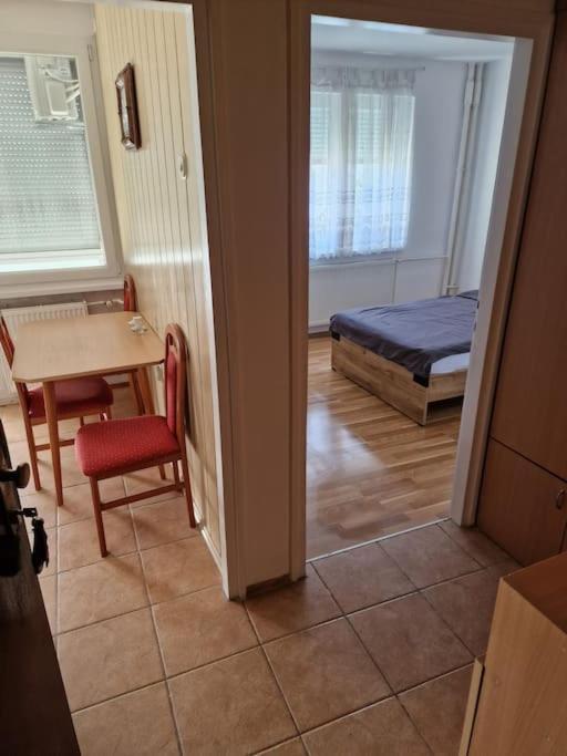 Studio Apartman Luna Karlovac Esterno foto